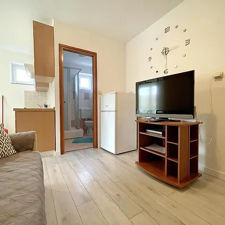 With Parking Space Baska, Krk - 22687 באסקה