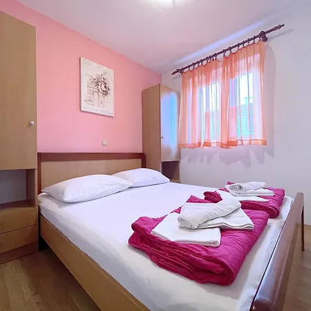 With Parking Space Baska, Krk - 22687 באסקה