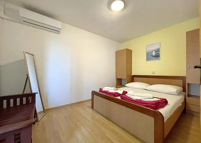 With Parking Space Baska, Krk - 22687 Apartmán
